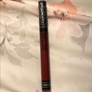 Kat Von D Liquid Lipstick in shade Nosferatu